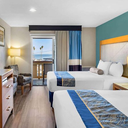 ฮาวเวิร์ด จอห์นสัน บาย วินด์แฮม ซานตาครูซ บีช บอร์ดวอล์ค Hotel ภายนอก รูปภาพ